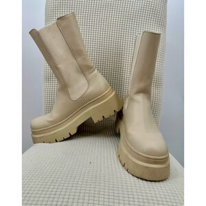 Pull & Bear size 9.5 pull on stretch boots (Euro 40)